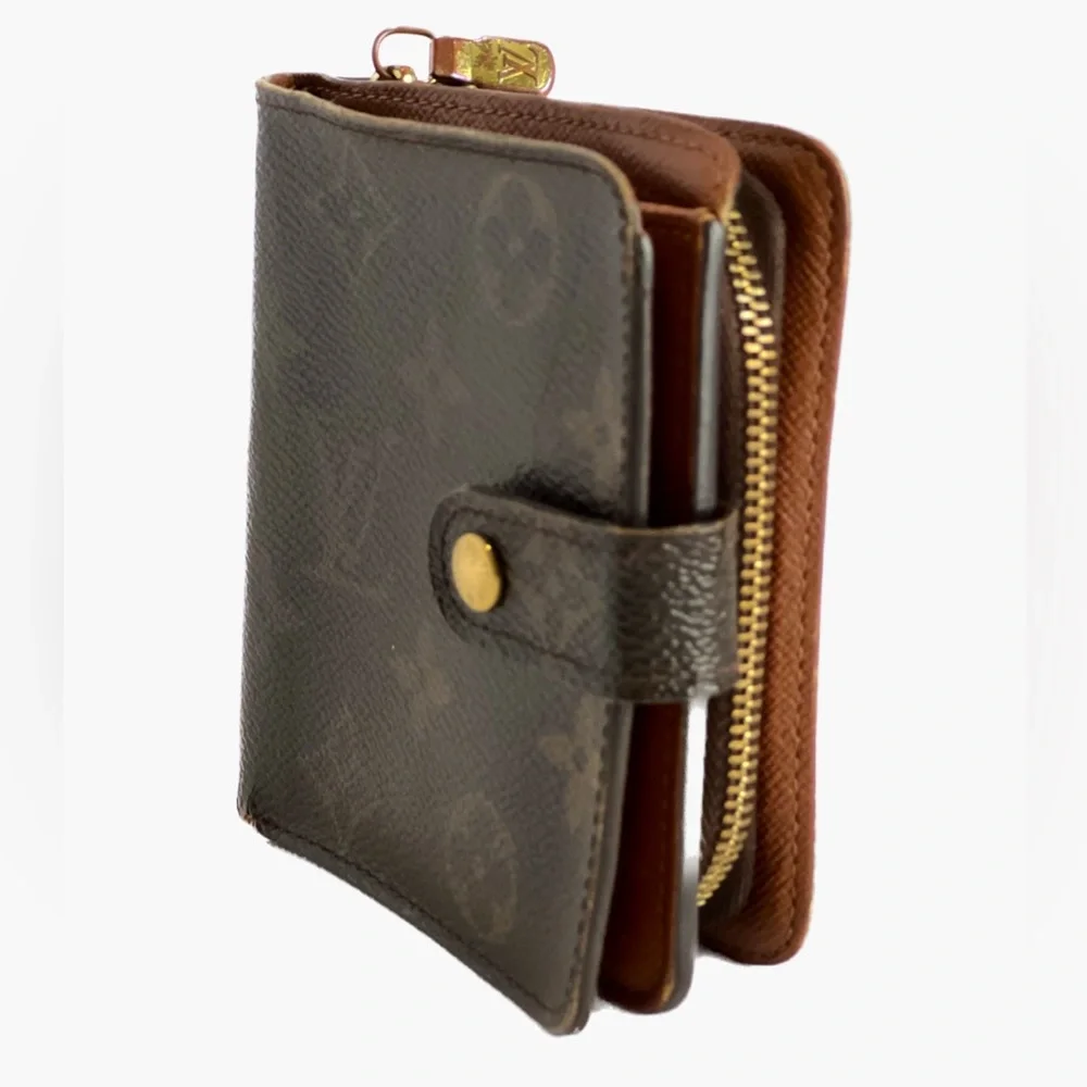 Louis Vuitton Monogram Compact Zippy Wallet - Picture 2 of 16